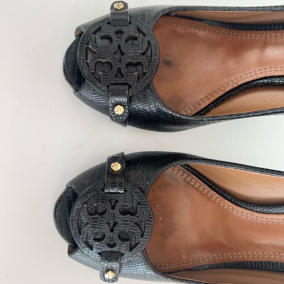Tory Burch Mini Miller Lizard Textured Leather Peep Toe Wedge Heels in Black, 7 - Picture 4 of 15